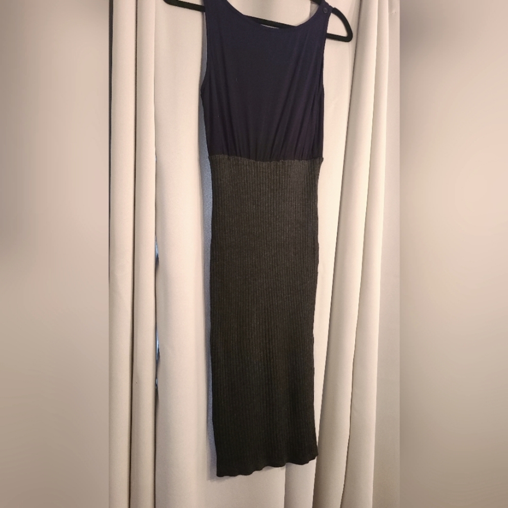 Seraphine Maternity - Never Worn - Black Top and Grey Dress - Size US 2 Petite